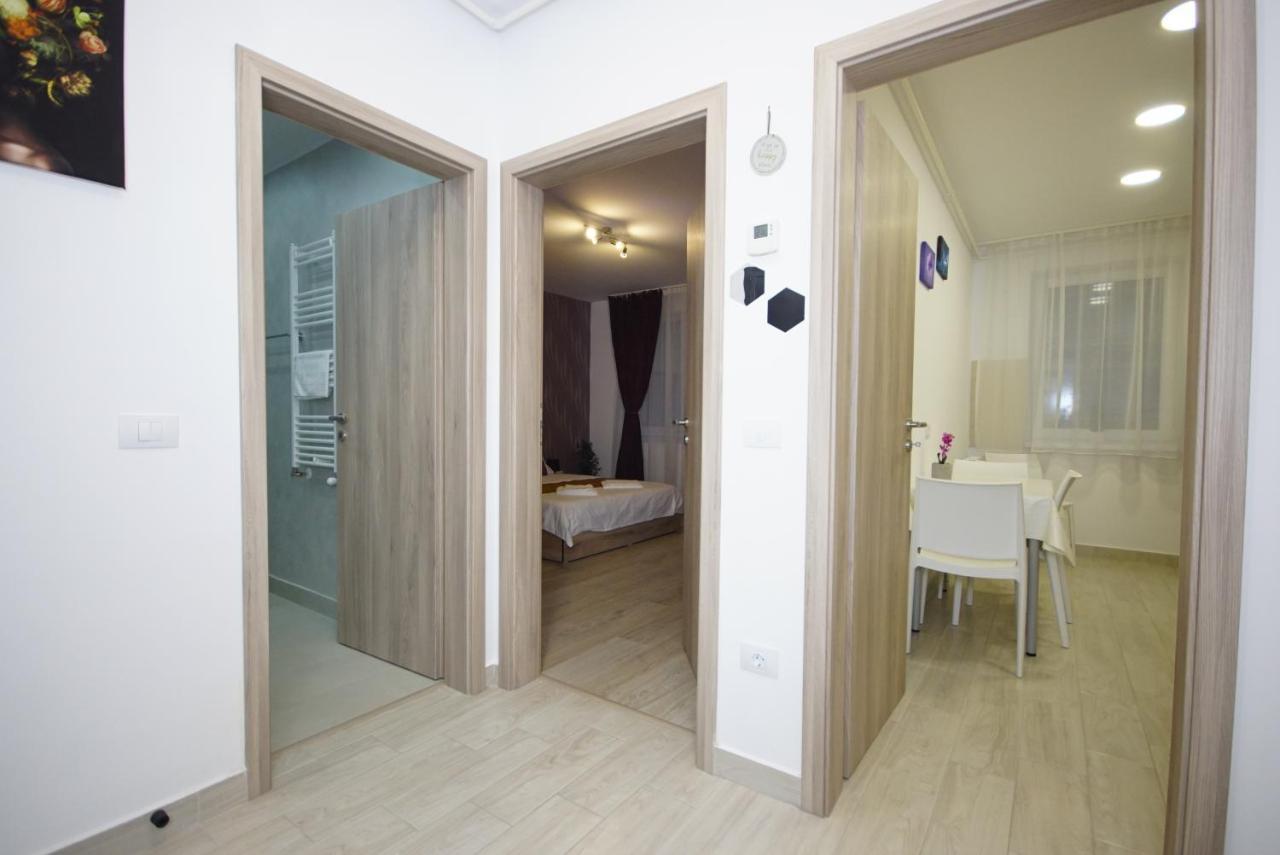 בראשוב Apartment Adelina מראה חיצוני תמונה